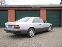 Second-hand Mercedes E300 220 CP (161 kW) 1990 Argintiu Coupe
