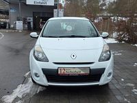 Gebraucht Renault Clio III 103 PS (75 kW) 2012 Weiß Limousine
