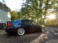 Gebraucht BMW 325 218 PS (160 kW) 2005 Blau Limousine