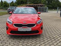 Gebraucht Kia Ceed 120 PS (88 kW) 2020 Rot (metallic) Kleinwagen