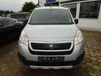 Gebraucht Peugeot Partner Tepee Active 120 PS (88 kW) 2017 Grau Van / Kleinbus