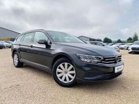 Gebraucht VW Passat Conceptline 122 PS (89 kW) 2023 Mangangrau metallic Kombi