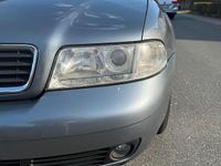 Gebraucht Audi A4 101 PS (74 kW) 2001 Grau Kombi