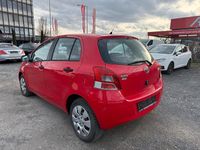 Gebraucht Toyota Yaris 69 PS (50 kW) 2010 Rot Kleinwagen