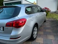 Gebraucht Opel Astra 110 PS (80 kW) 2012 Silber Kombi