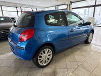 Occasion Renault Clio III 111 ch (81 kW) 2006 Bleue Citadine
