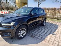 Second-hand Volvo XC40 190 CP (139 kW) 2018 Negru SUV