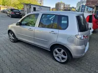 Usata Mazda 2 80 CV (58 kW) 2006 Argento Utilitaria
