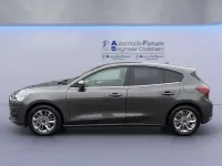 Używany Ford Focus Titanium 125 KM (91 kW) 2025 Szary Sedan/Limuzyna