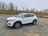 Gebraucht Hyundai Tucson Trend 116 PS (85 kW) 2016 Polar white SUV