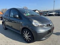 Gebraucht Toyota Aygo 68 PS (50 kW) 2007 Grau Kleinwagen