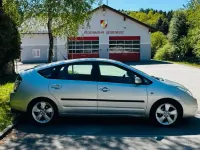 Gebraucht Toyota Prius 77 PS (56 kW) 2004 Grau Kleinwagen