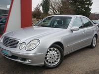 Gebraucht Mercedes E220 150 PS (110 kW) 2002 Silber Limousine