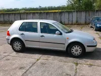 Gebraucht VW Golf IV 101 PS (74 kW) 1998 Silber Kleinwagen
