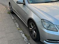 Gebraucht Mercedes E220 Avantgarde 170 PS (125 kW) 2011 Silber Limousine