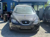 Second-hand Seat Altea XL Reference 105 CP (77 kW) 2010 Negru Monovolum