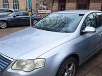 Gebraucht VW Passat 121 PS (88 kW) 2004 Grau Limousine