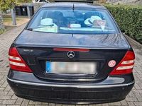 Gebraucht Mercedes 320 224 PS (164 kW) 2006 Schwarz Limousine