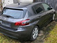 Gebraucht Peugeot 308 131 PS (96 kW) 2017 Grau Kleinwagen