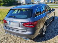 Gebraucht Mercedes C220 Avantgarde 194 PS (142 kW) 2018 Grau Kombi