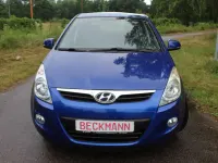 Gebraucht Hyundai i20 Classic 86 PS (63 kW) 2011 Sparkle blue / mic Kleinwagen