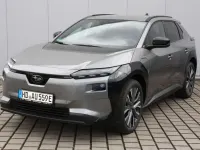 Neu Subaru Solterra Comfort 252 kW (343 PS) 2026 Grau SUV