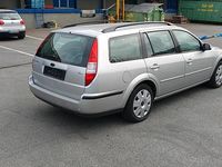 Gebraucht Ford Mondeo 130 PS (95 kW) 2005 Silber Kombi