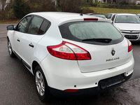 Gebraucht Renault Mégane Authentique 101 PS (74 kW) 2011 Other Limousine