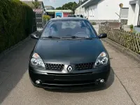 Gebraucht Renault Clio II 75 PS (55 kW) 2004 Schwarz Kleinwagen