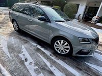 Gebraucht Skoda Octavia RS 184 PS (135 kW) 2018 Grau Kombi