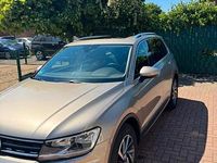 Gebraucht VW Tiguan Edition 150 PS (110 kW) 2018 Gold SUV
