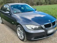 Gebraucht BMW 320 143 PS (105 kW) 2008 Schwarz Limousine