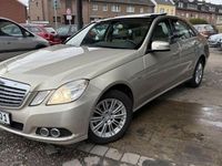 Gebraucht Mercedes E220 170 PS (125 kW) 2009 Beige Limousine
