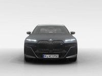 Gebraucht BMW M760e Performance 571 PS (419 kW) 2023 Grau Limousine