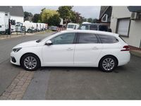 Gebraucht Peugeot 308 131 PS (96 kW) 2021 Blanc banquise Kombi