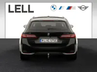 Neu BMW i5 Sport Line 250 kW (340 PS) 2026 Saphirschwarz Kombi
