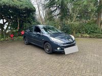 Gebraucht Peugeot 206+ 60 PS (44 kW) 2009 Grau Kleinwagen