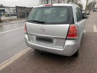 Gebraucht Opel Zafira 140 PS (102 kW) 2006 Silber Van / Kleinbus
