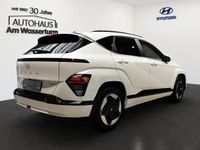 Gebraucht Hyundai Kona Trend 114 kW (156 PS) 2024 Serenity white SUV