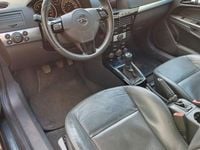 Gebraucht Opel Astra Cabriolet Edition 140 PS (102 kW) 2010 Schwarz Cabrio