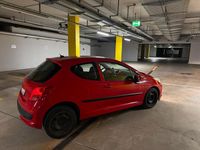 Gebraucht Peugeot 207 75 PS (55 kW) 2009 Rot Coupé