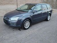 Gebraucht Ford Focus 101 PS (74 kW) 2005 Grau Kombi