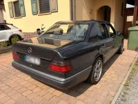 Gebraucht Mercedes 300 Sportline 220 PS (161 kW) 1990 Schwarz Limousine