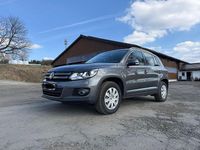 Gebraucht VW Tiguan Cup 140 PS (102 kW) 2014 Grau SUV