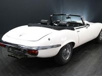 Usado Jaguar E-Type 268 HP (197 kW) 1974 Branco Cabrios