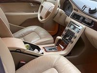 Gebraucht Volvo XC70 Momentum 238 PS (175 kW) 2008 Weiß Kombi