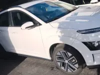 Gebraucht Hyundai Kona 100 kW (136 PS) 2021 Weiß SUV