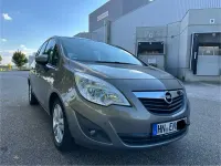Gebraucht Opel Meriva Design Edition 101 PS (74 kW) 2011 Silber Van / Kleinbus