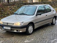 Gebraucht Peugeot 306 89 PS (65 kW) 1994 Gelb Kleinwagen
