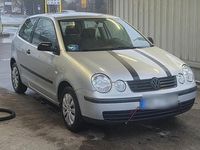 Gebraucht VW Polo 55 PS (40 kW) 2004 Grau Kleinwagen